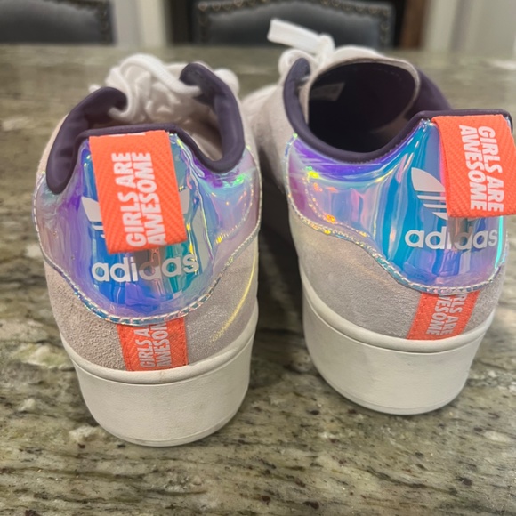 Adidas pink and lavender leather tennis shoes - Picture 2 of 3